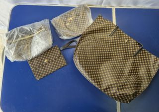 Set Coordinato di Borse ed Accessori da Donna