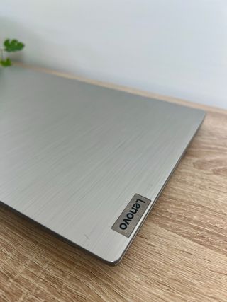 Excelente Oportunidad i5 10 gen * 8 Gb * 512 NVMe