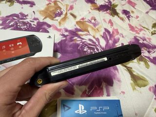 Sony PSP-E1004 Street Negra