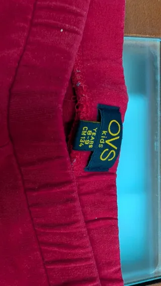 Leggings rojos niña