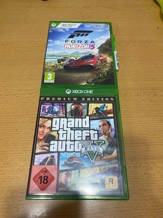 Xbox One S 1TB Bianca, +2 controller, +2 giochi