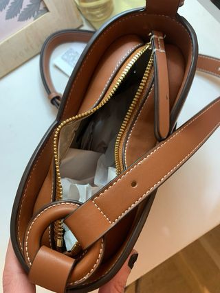 Bolso marrón de cuero