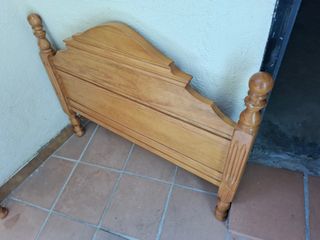 Cama de 90, cabecero madera y base rígida