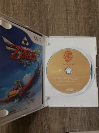 The Legend of Zelda Skyward Sword Wii + CD Symphon