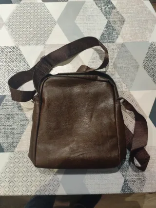Bolso bandolera hombre color marrón
