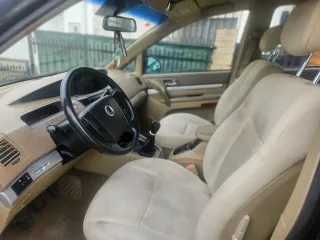 SsangYong Rodius 2012