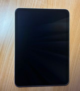 iPad 10ª Gen 64GB + Funda Negra