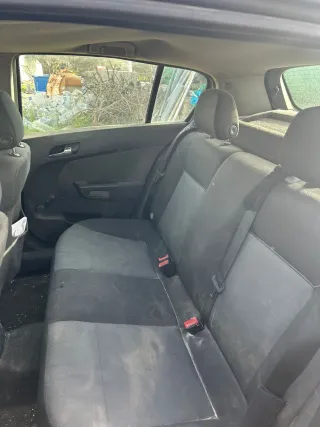 Opel Astra H 1.7 CDTI 100CV Negro,solo se despieza