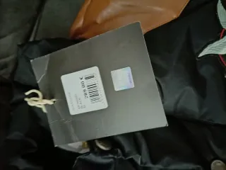 Chaqueta Chevignon Negra con Detalles Marrones