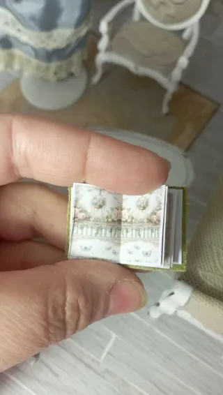 Libro miniatura 1:12 Pelle vintage