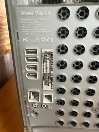 Apple Power Mac G4 + Teclado, Cables, CD, Manual