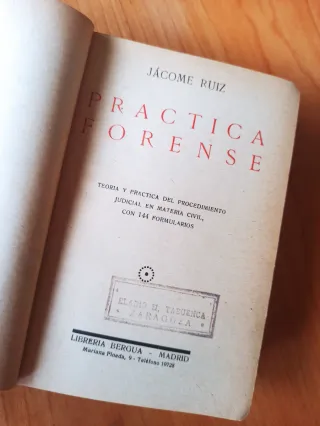 Lote 2 libros: Práctica Forense y Derecho Procesal