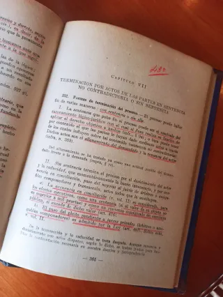 Lote 2 libros: Práctica Forense y Derecho Procesal