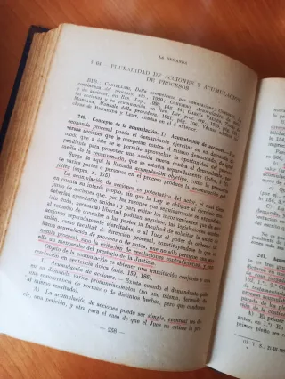 Lote 2 libros: Práctica Forense y Derecho Procesal