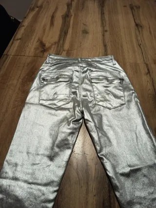 Pantalón plateado elástico talla única