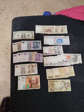 Lote de Billetes Antiguos Extranjeros