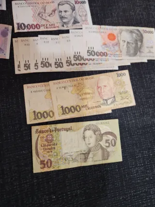 Lote de Billetes Antiguos Extranjeros