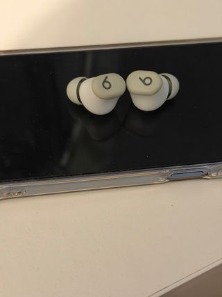 Cascos Beats Solo Buds Beige/Blanco