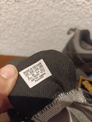 Zapatillas Trekking Salomon Negras