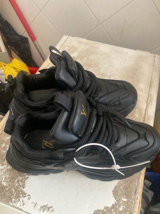 Zapatillas Louis Vuitton Negras