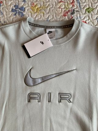 Crewneck Nike vintage bordado gris (T. M)