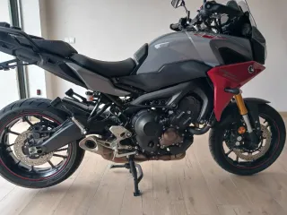 Yamaha Tracer 900 GT Gris/Rojo