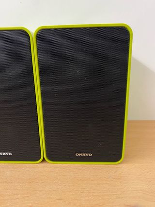 Altavoces Onkyo D-T05