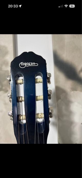 Chitarra classica blu