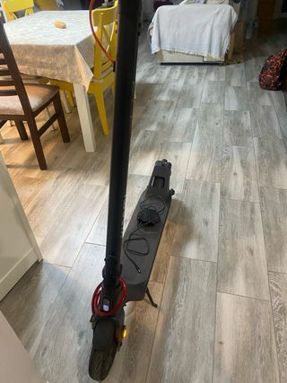 Patinete Eléctrico Xiaomi 4 Lite (2ª Gen)