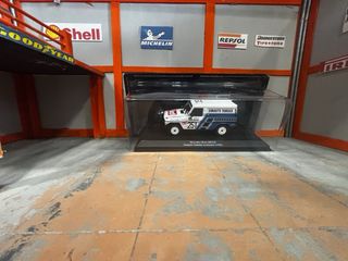 Mercedes-Benz 250 GE Asistencia 1:43