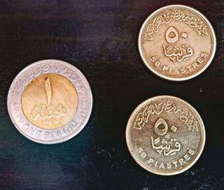 Monedas Egipto: Tutankamón y Cleopatra