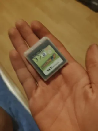 Nintendo DSI Bianca con R4 e Accessori - Leggi la descrizione