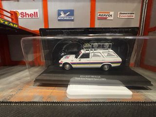 Maqueta Peugeot 504 Break 1:43