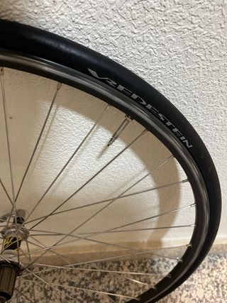 Rueda Mavic con buje TTP