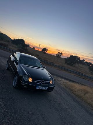 Mercedes-Benz  CLK 2004