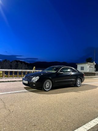 Mercedes-Benz  CLK 2004