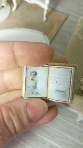 Libro miniatura 1:12 Pelle - Ballerina