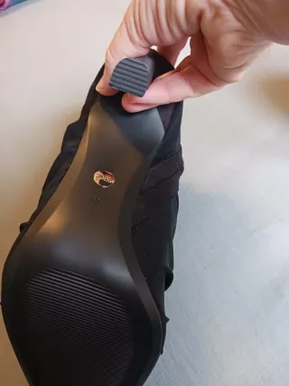 Botines Zara Tacón Malla Negro