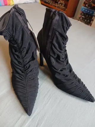 Botines Zara Tacón Malla Negro