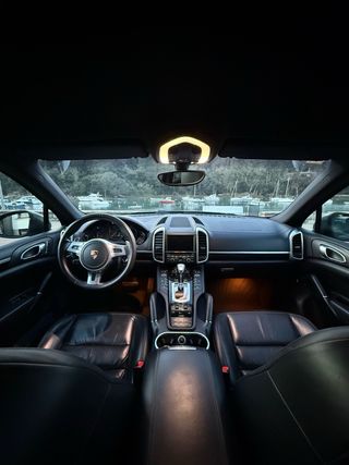 Porsche Cayenne 2012