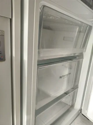 Frigorífico LG Inverter 1,86 cm.