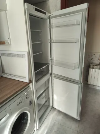 Frigorífico LG Inverter 1,86 cm.