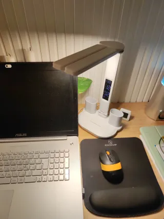 Lámpara Escritorio LED Moderna