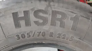 Neumático 305/70R22.5