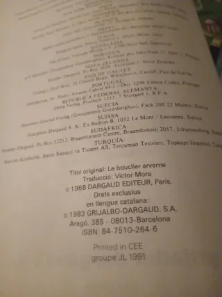 ASTERIX: E`ESCUT ARVERN