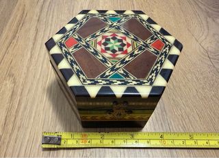 Caja joyero madera marroquíneria con espejo