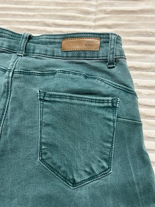 Jeans Kira skinny tiro medio verde agua T40