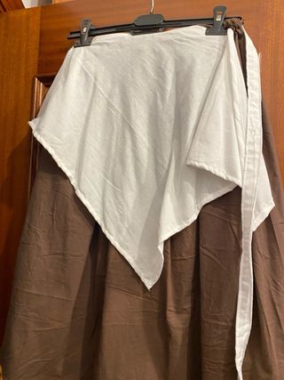 Traje Neska con toquilla lana