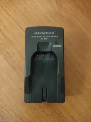 Cámara Olympus C50 Zoom Plata