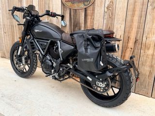 Ducati Scrambler Icon Dark
